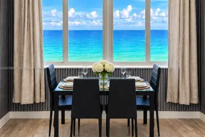 19201 Collins Ave #748, Sunny Isles Beach: photo 1 of 5