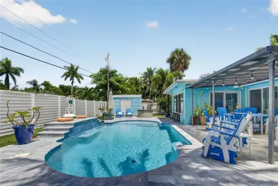 2049 Windward Dr, Lauderdale-by-the-Sea: photo 1 of 31
