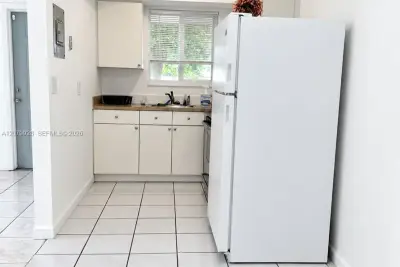 2700 SW 62nd Ave #1, Miramar: photo 1 of 6