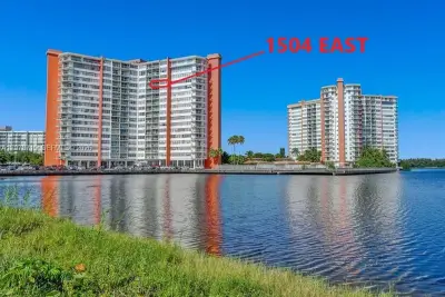 1351 NE Miami Gardens Dr #1504E, Miami: photo 1 of 26
