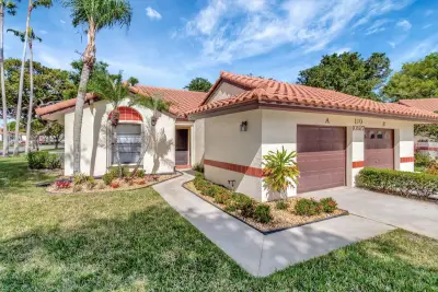10927 Dolphin Palm Ct #A, Boynton Beach: photo 1 of 33