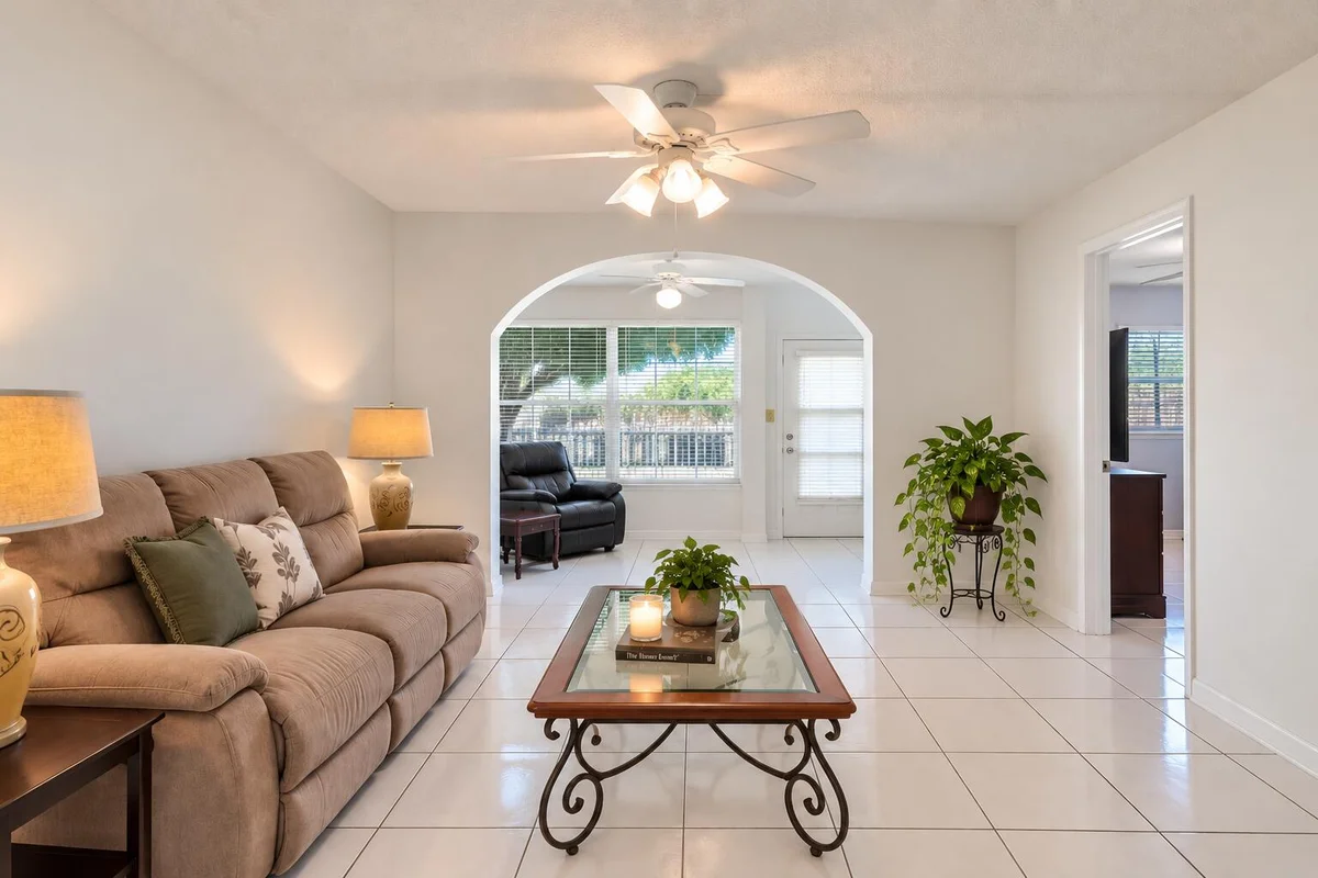 2651 Sunrise Lakes Dr E #104, Sunrise: photo 1 of 31