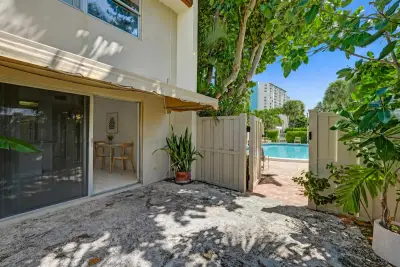 5555 N Ocean Blvd #17, Lauderdale-by-the-Sea: photo 1 of 58