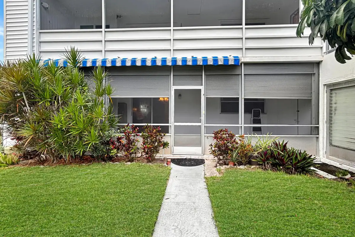 3154 Meridian Way S #6, Palm Beach Gardens: photo 1 of 25