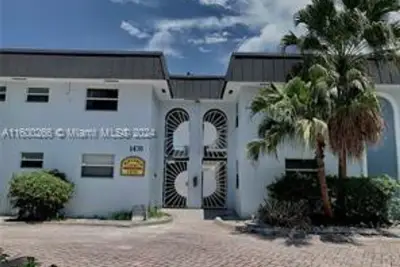 1470 N Dixie Hwy N #10, Fort Lauderdale: photo 1 of 55