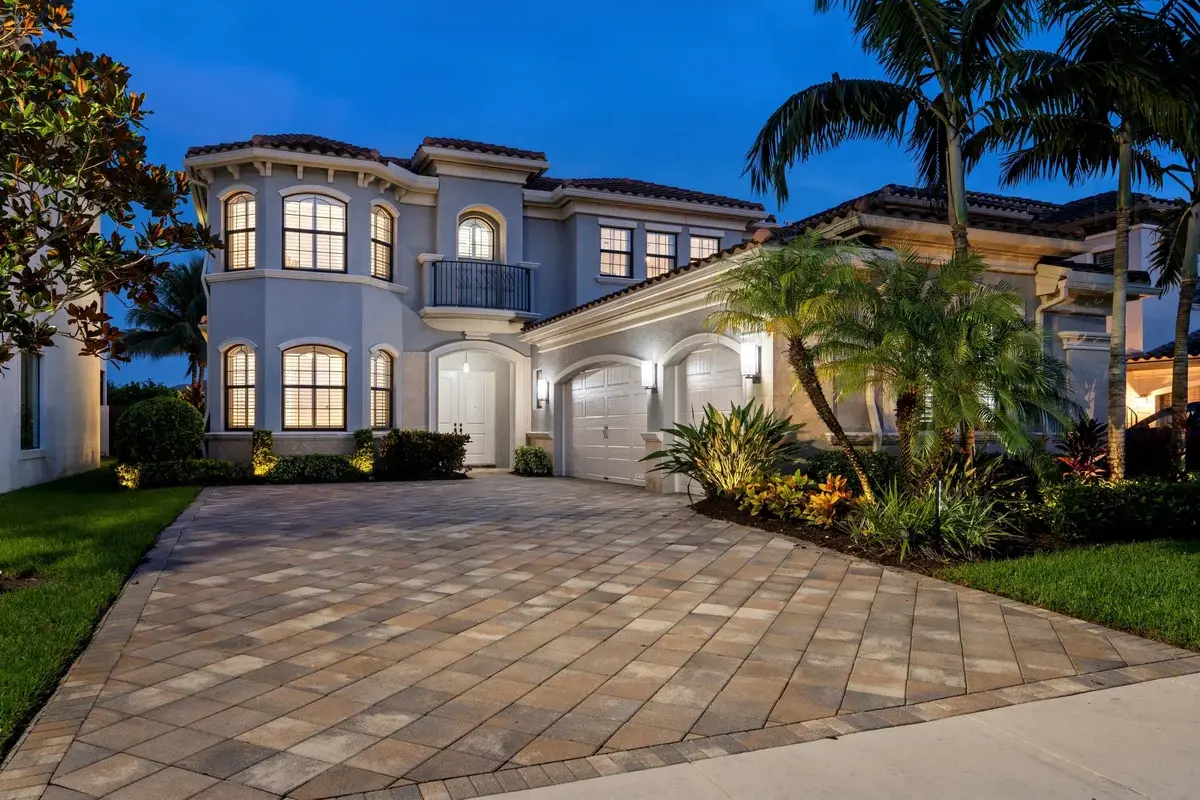 9889 Bozzano Dr, Delray Beach: photo 1 of 55