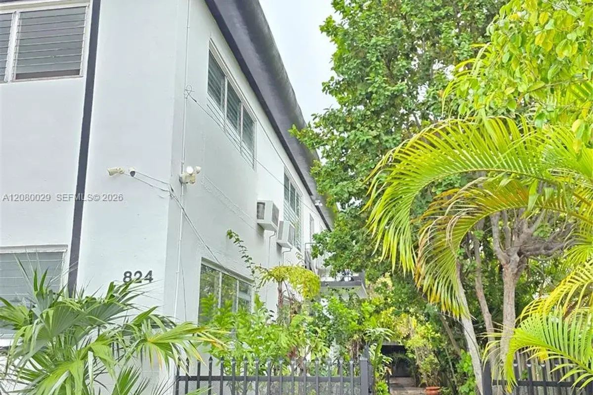 824 82nd St #1, Miami Beach: photo 1 of 23