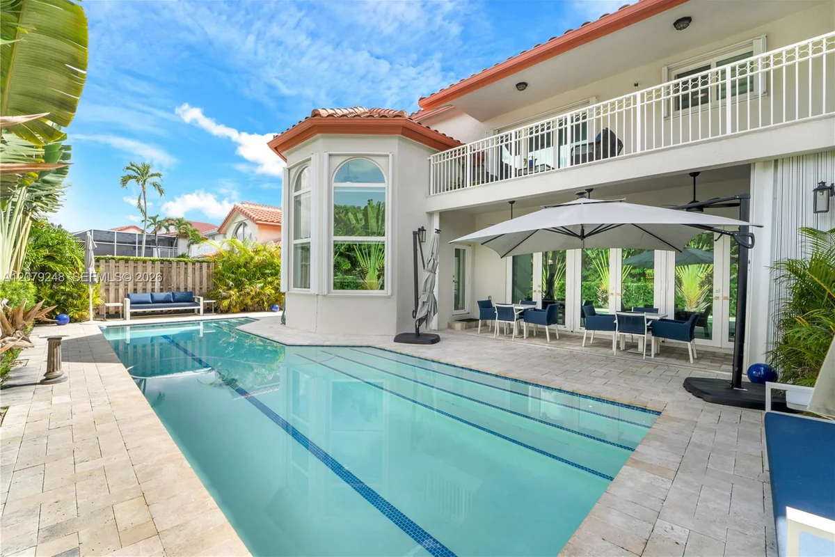 5348 NW 106th Ct, Doral: photo 1 of 80