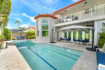 5348 NW 106th Ct, Doral: photo 1 of 80