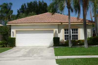 7614 Colony Lake Dr, Boynton Beach: photo 1 of 56