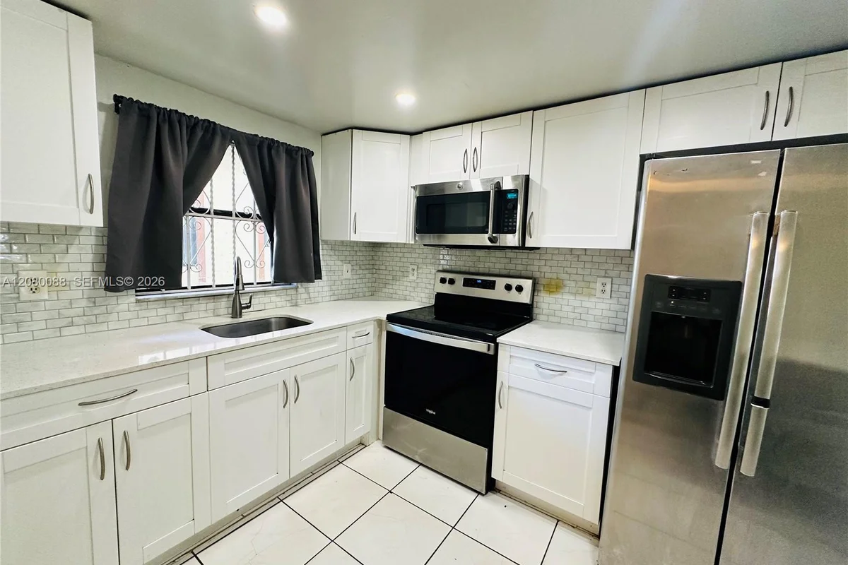 6565 W 26th Dr #34-104, Hialeah: photo 1 of 18