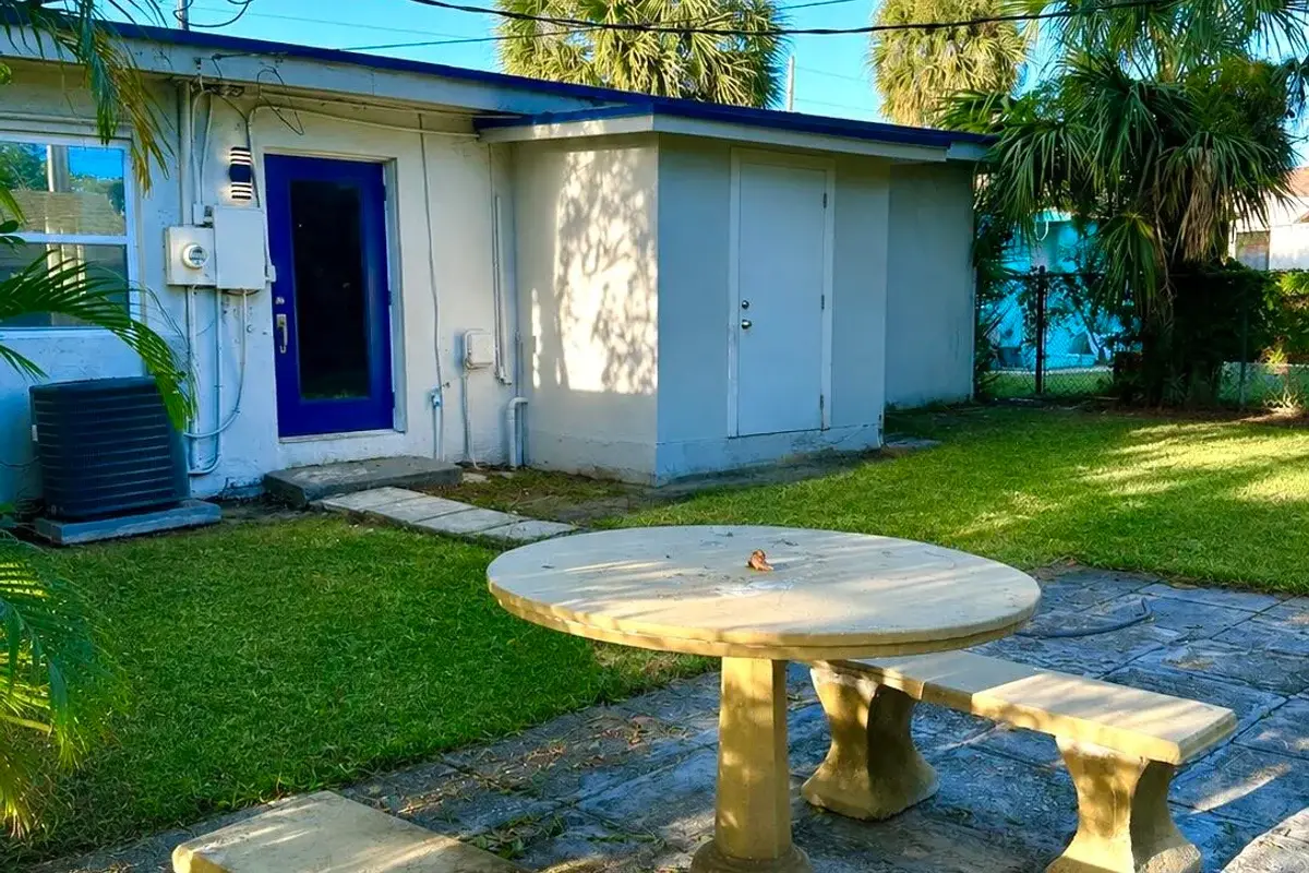 849 W 2nd St #A, Riviera Beach: photo 1 of 14