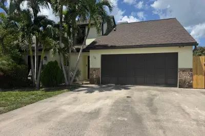 121 Beaumont Ln, Palm Beach Gardens: photo 1 of 31
