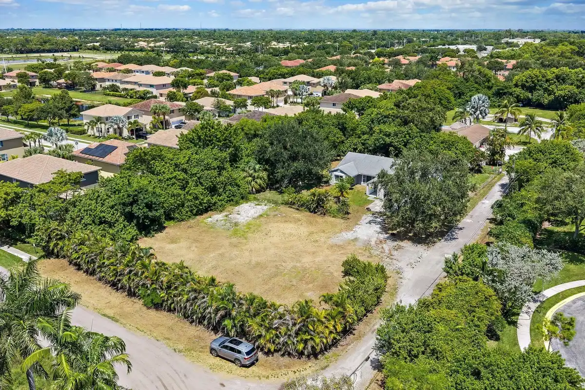 4833 Nash Trl, Lake Worth: photo 1 of 19