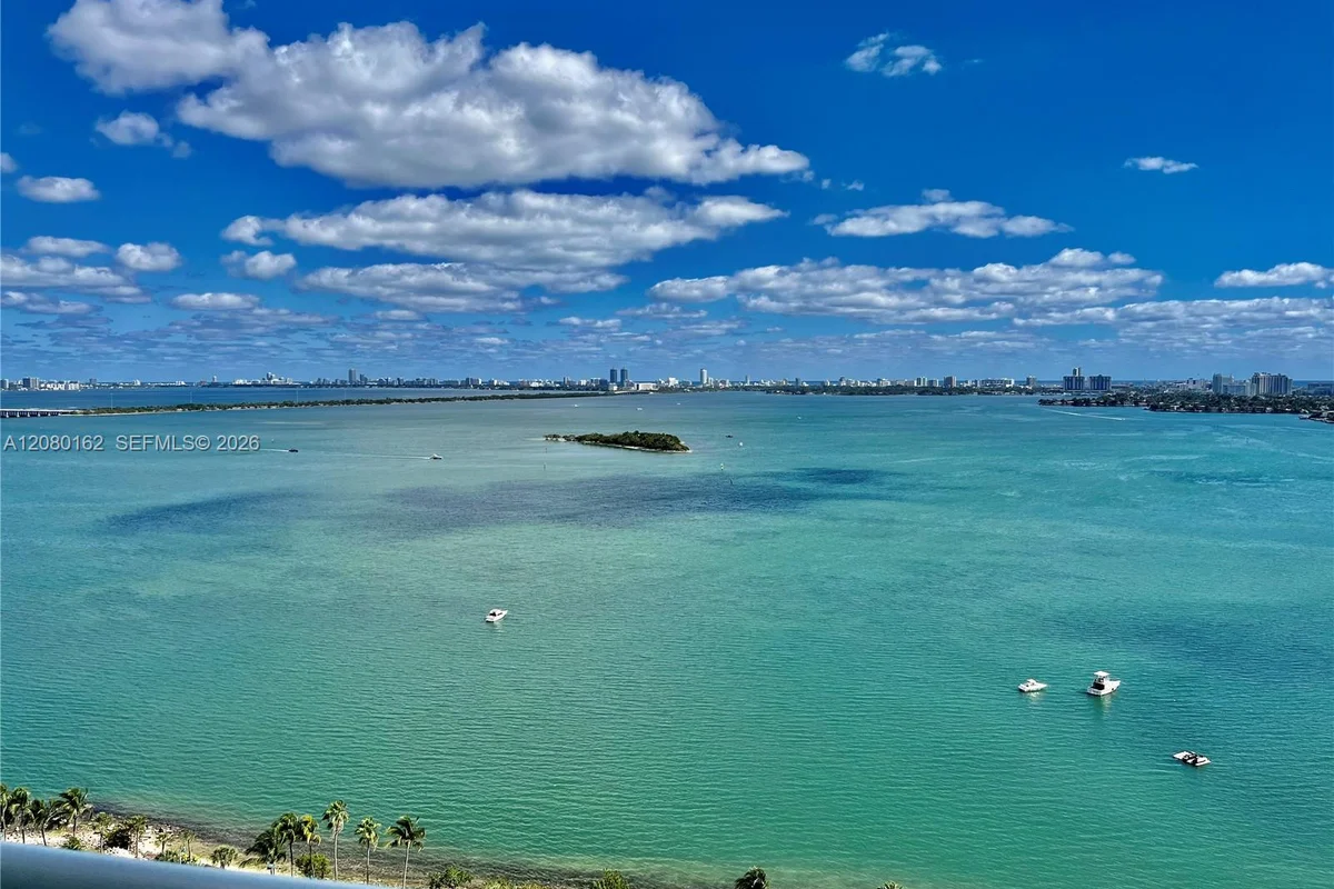 1800 N Bayshore Dr #2507, Miami: photo 1 of 43