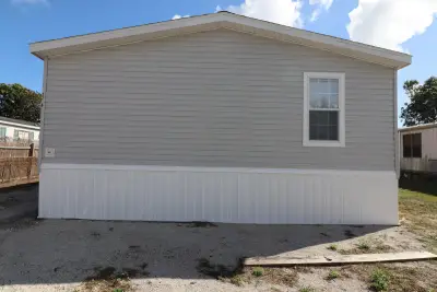 22868 Dolphin Rd, Boca Raton: photo 1 of 13