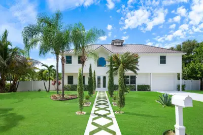 100 Norwood Rd, Jupiter: photo 1 of 31