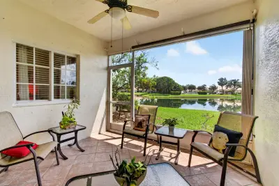 2356 Windjammer Way, West Palm Beach: photo 1 of 60