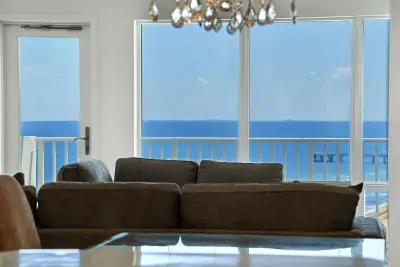 750 N Ocean Blvd #1502, Pompano Beach: photo 1 of 70