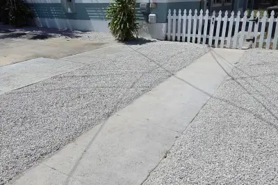 633 11th St, West Palm Beach: photo 1 of 10
