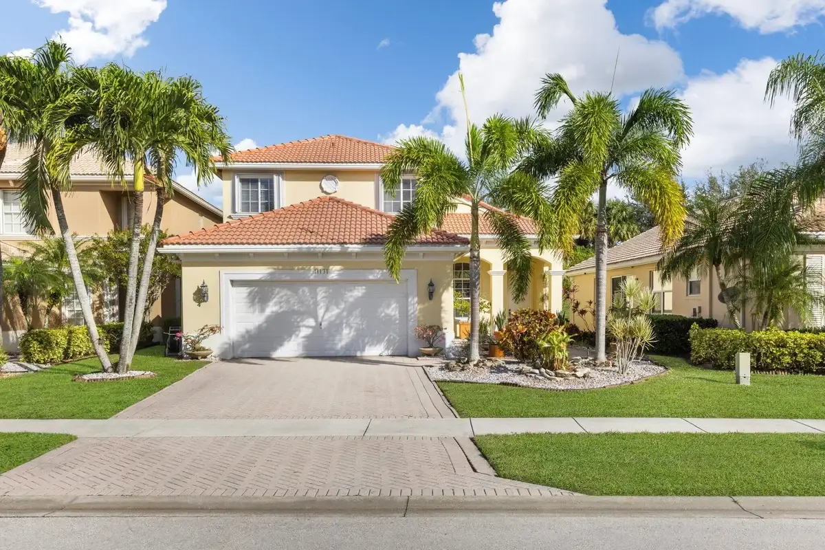 11131 Laurel Walk Rd, Wellington: photo 1 of 52