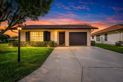 6254 Blue Baneberry Ln, Lake Worth: photo 1 of 24