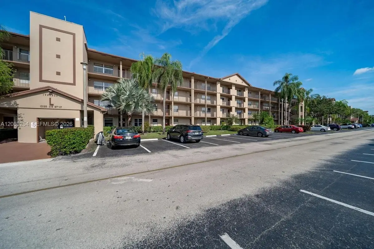 13105 SW 16th Ct #204L, Pembroke Pines: photo 1 of 40