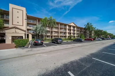 13105 SW 16th Ct #204L, Pembroke Pines: photo 1 of 40