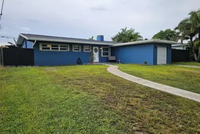 20700 Leeward Ln, Cutler Bay: photo 1 of 39
