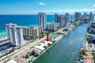 2600 S Ocean Dr #S303, Hollywood: photo 1 of 37