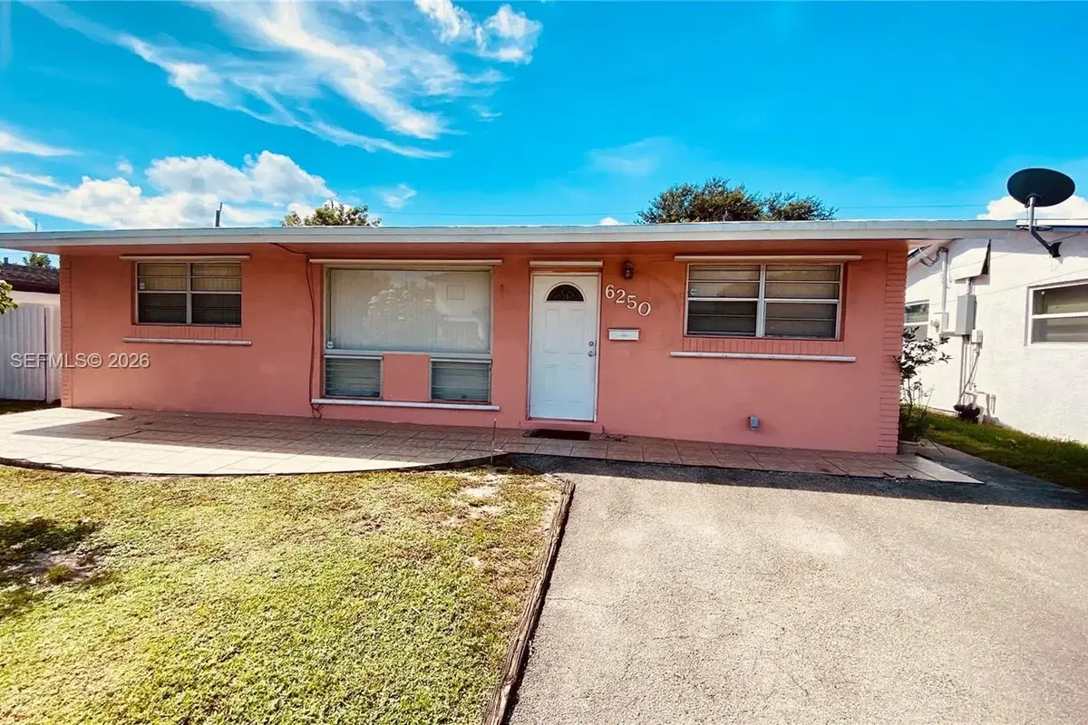 6250 SW 21 St, Miramar: photo 1 of 23