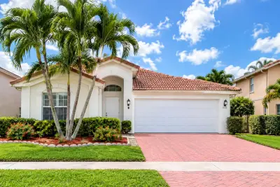 3694 Miramontes Cir, Wellington: photo 1 of 28