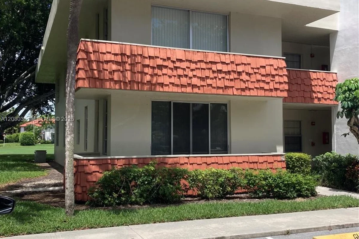 801 Cypress Blvd #108C, Pompano Beach: photo 1 of 13