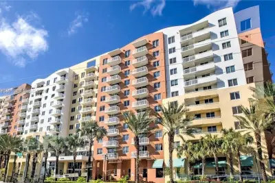 18800 NE 29th Ave #827, Aventura: photo 1 of 28