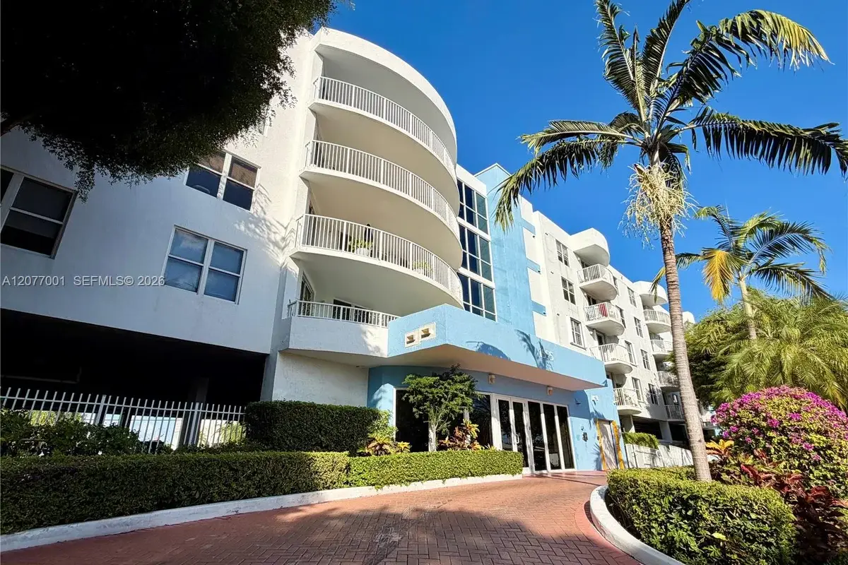 1555 N Treasure Dr #412, North Bay Village: photo 1 of 28