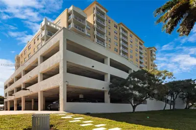 1625 Kennedy Cswy #1205G, North Bay Village: photo 1 of 16