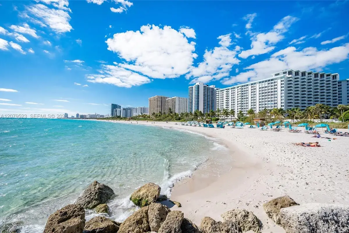 2899 Collins Ave #1505, Miami Beach: photo 1 of 23