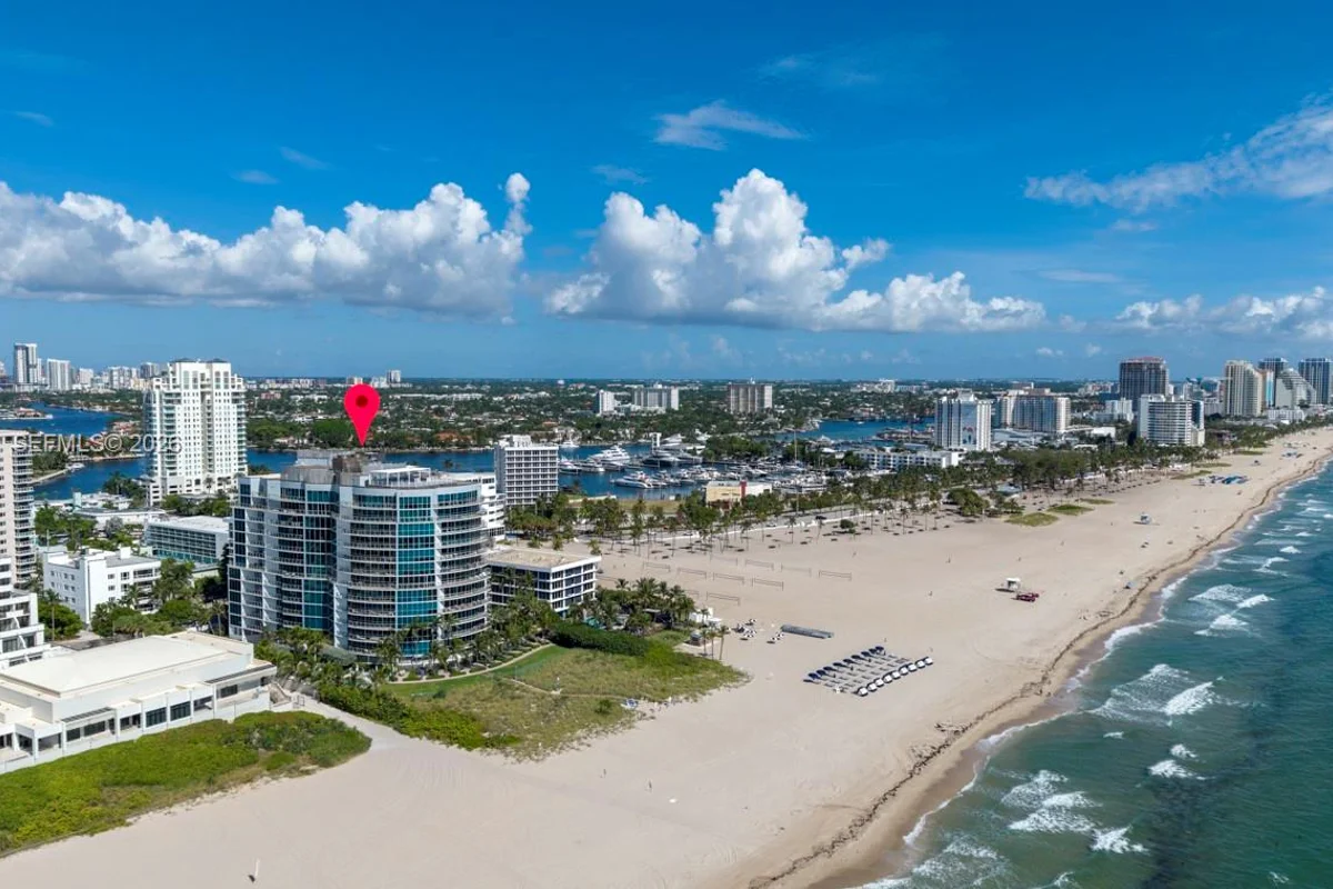 1200 Holiday Dr #208, Fort Lauderdale: photo 1 of 59