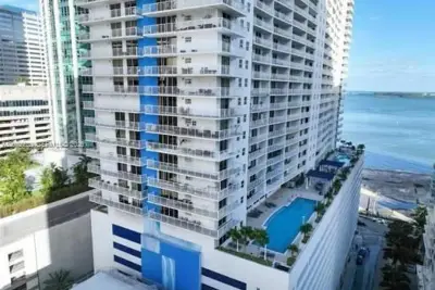 1200 Brickell Bay Dr #3318, Miami: photo 1 of 46