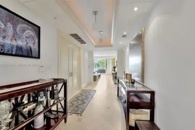 791 Crandon Blvd #301, Key Biscayne: photo 1 of 22