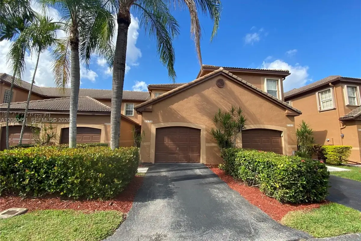 1575 Veracruz Ln, Weston: photo 1 of 39