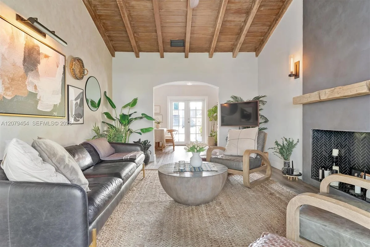 1024 Lenox Ave #1, Miami Beach: photo 1 of 60