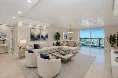 1904 S Ocean Dr #1807, Hallandale Beach: photo 1 of 44