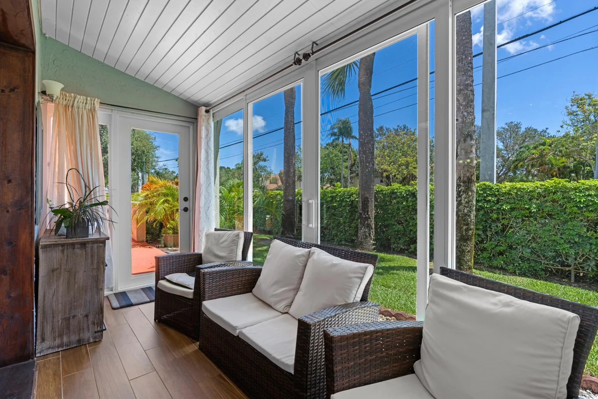 2534 Boundbrook Dr S #115, West Palm Beach: photo 1 of 21