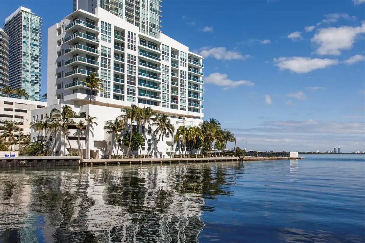 500 NE 29th St #903, Miami: photo 1 of 20