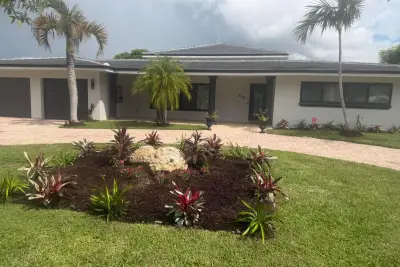 2121 NE 29th St, Lighthouse Point: photo 1 of 68