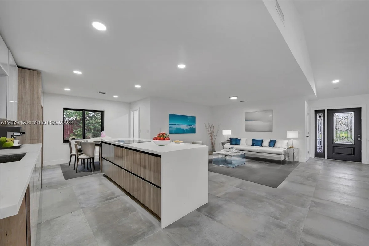 3352 Lakeview Blvd, Delray Beach: photo 1 of 32