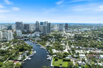 517 SW 7th Ave #7, Fort Lauderdale: photo 1 of 26