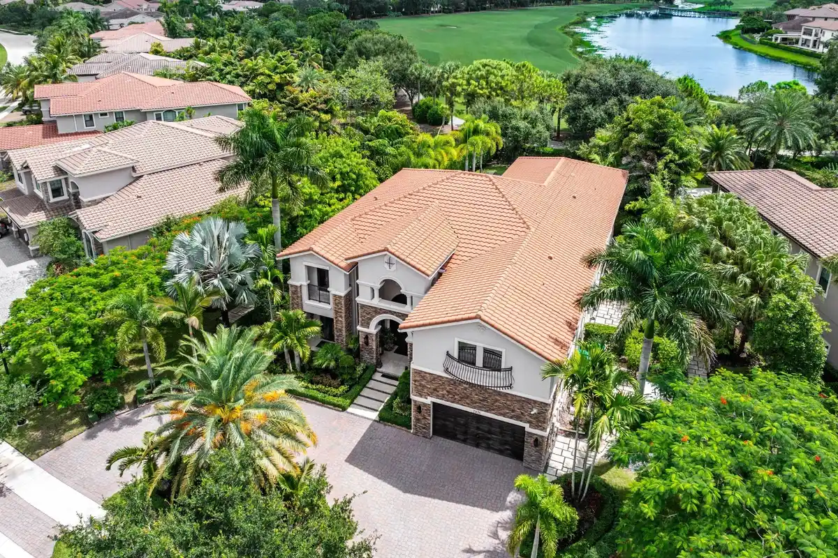 7976 Canopy Ter, Parkland: photo 1 of 75
