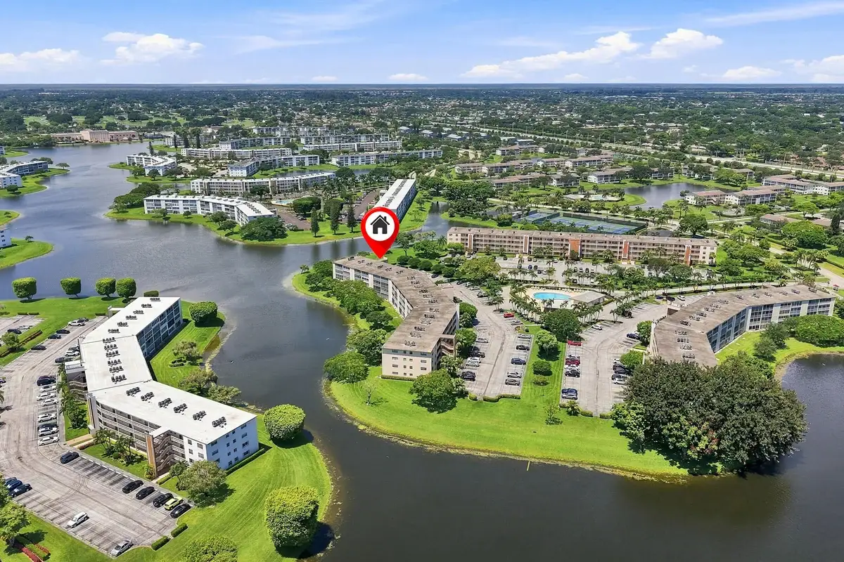 2035 Newcastle B, Boca Raton: photo 1 of 29